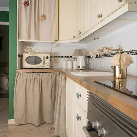 Cozy 2 Bedroom With Ocean View And Heated Swimming Pool *